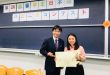 Nữ du học sinh Việt Đặng Thục Minh Yến nhận giải Đặc Sắc trong cuộc thi Hùng biện tiếng Nhật tại trường ĐH Quốc tế Tokyo, Nhật Bản.